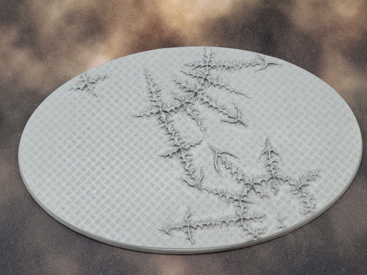 Chaos Diamond Plate - Round Bases