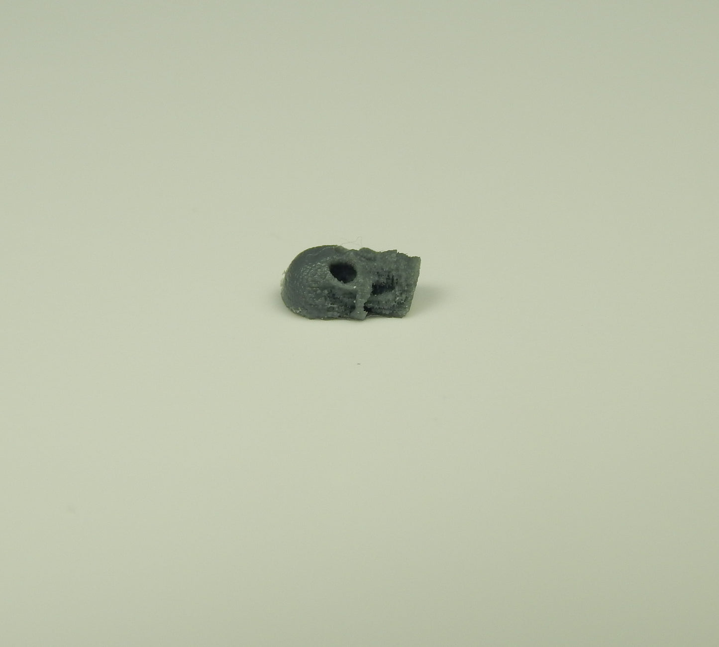 Mounting Skulls 3, Small (20)
