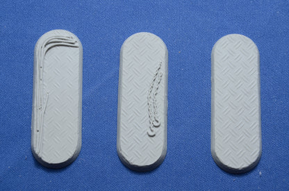 Diamond Plate Ruins Round Bases