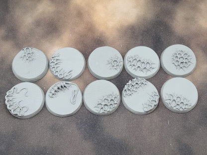Alien Diamond Plate - Round Bases