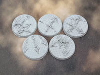 Chaos Diamond Plate - Round Bases