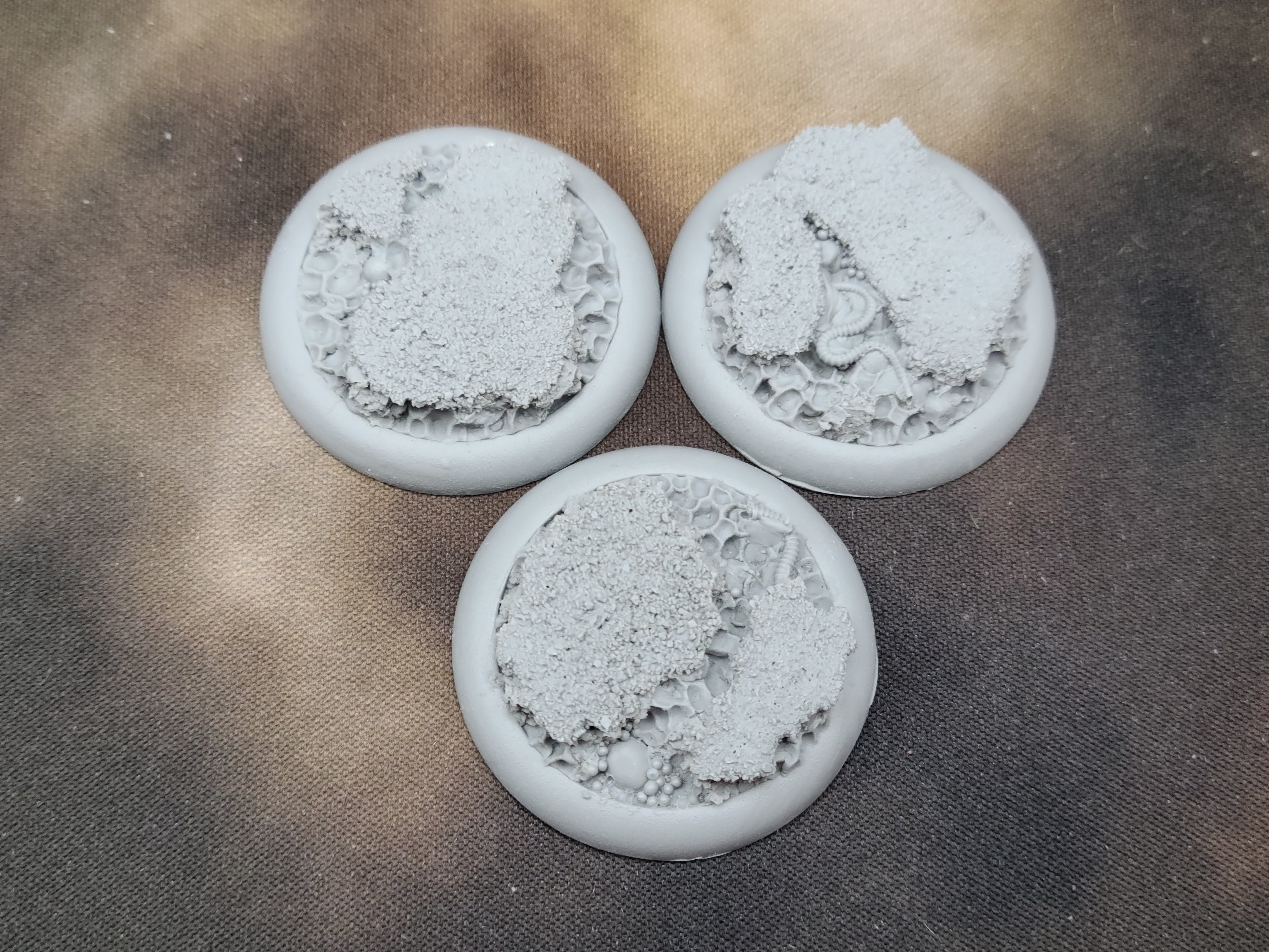 Round Edge Bases – Elrik's Hobbies