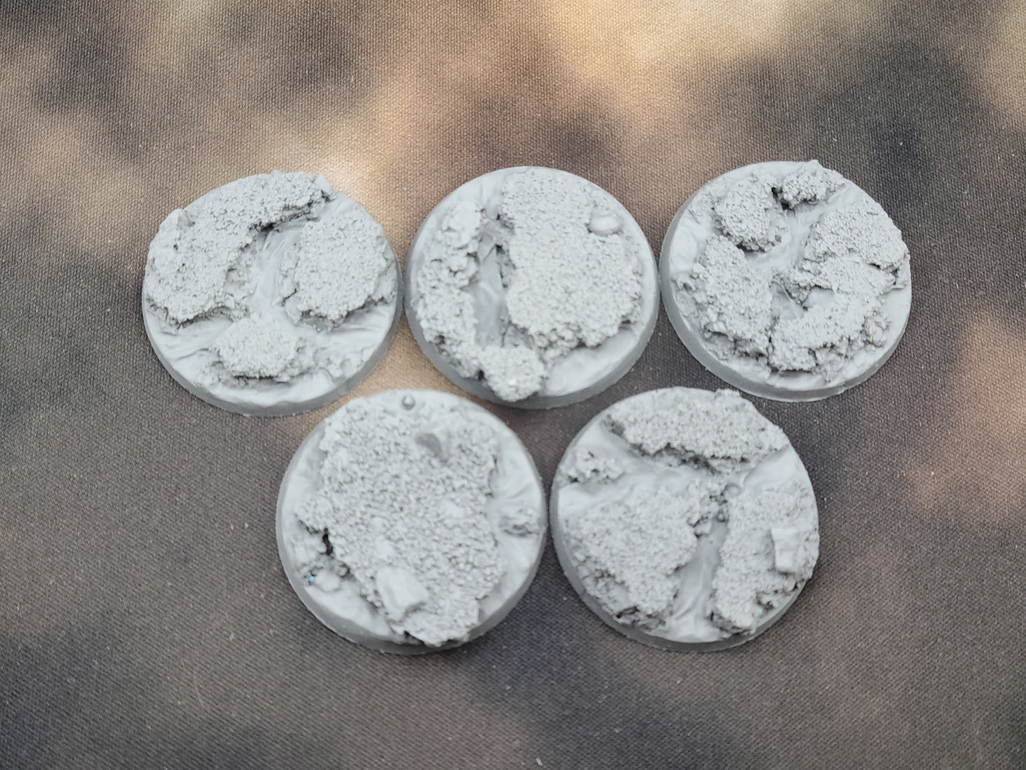 Lava Round - Round Bases