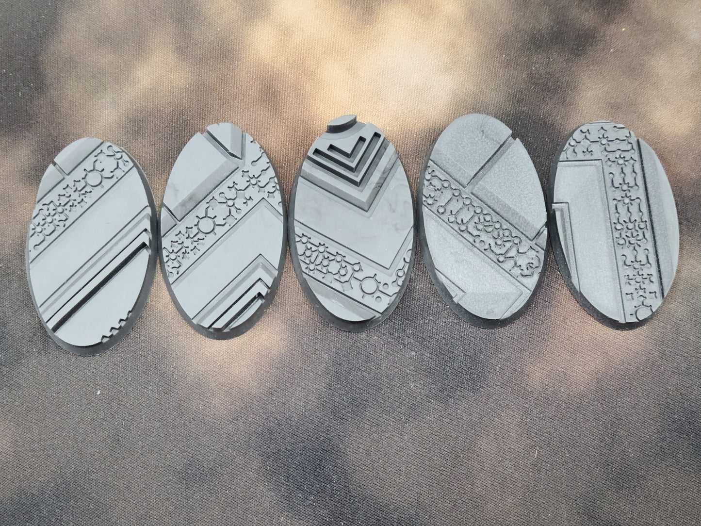 Tomb World - Round Bases